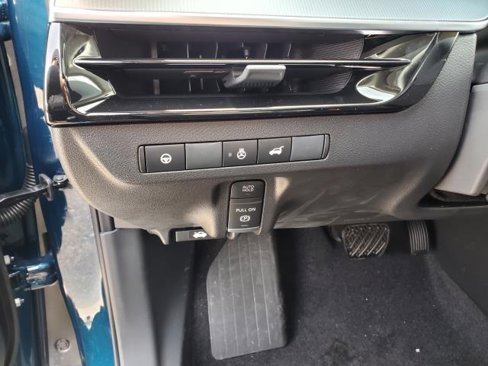 New 2025 Nissan Murano SL image 16