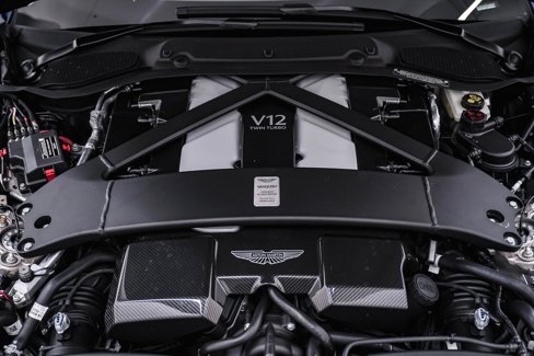Used 2025 Aston Martin Vanquish image 37