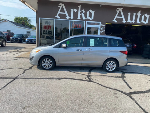 Used 2014 MAZDA MAZDA5 Sport image 6