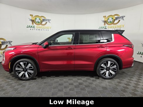 New 2025 Mitsubishi Outlander SEL image 4