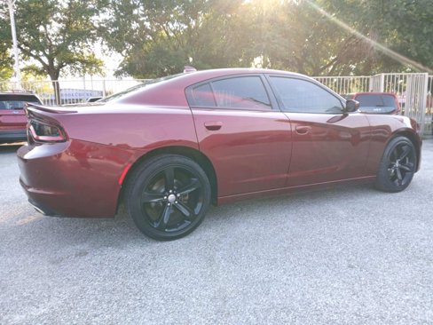 Used 2019 Dodge Charger SXT w/ Plus Group image 7