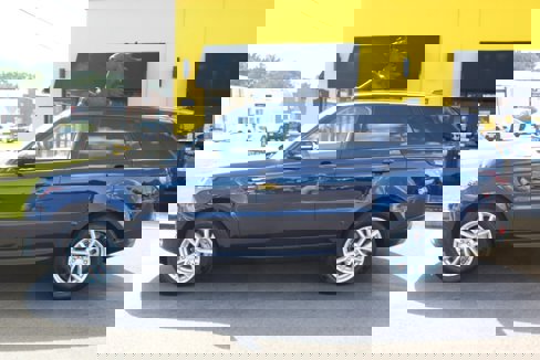 Used 2021 Land Rover Range Rover Sport SE image 21