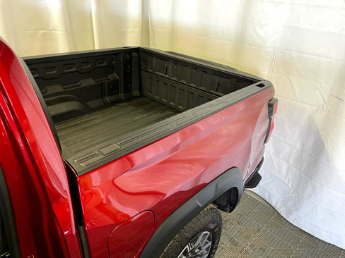 Used 2024 Chevrolet Colorado Z71 w/ Z71 Convenience Package 2 image 19