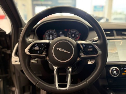 Used 2022 Jaguar E-PACE SE image 16