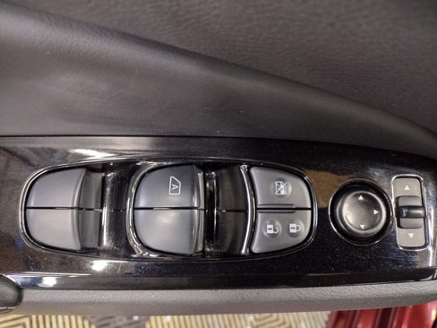 Used 2023 Nissan Altima 2.5 SV image 13
