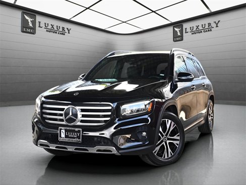 Used 2024 Mercedes-Benz GLB 250 image 3