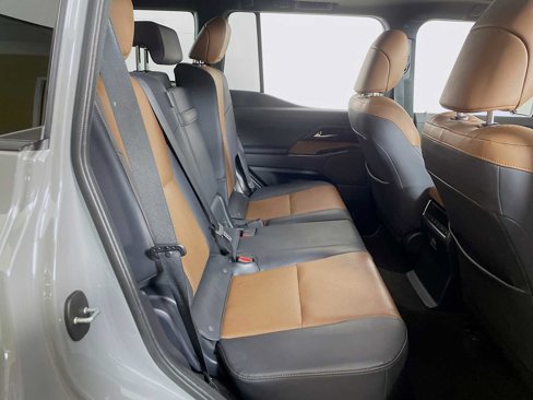 Used 2024 Lexus GX 550 image 26