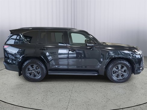 New 2025 Lexus LX 700h Overtrail image 8