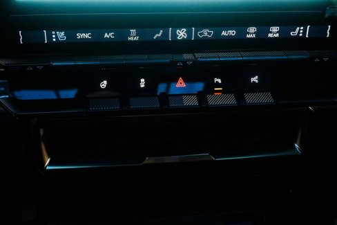 Used 2024 GMC Hummer EV 3X image 25