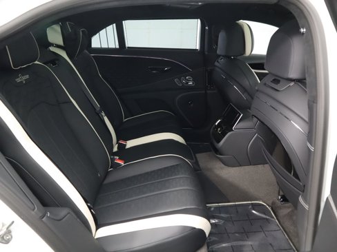 New 2025 Bentley Flying Spur Plug-In Hybrid image 23
