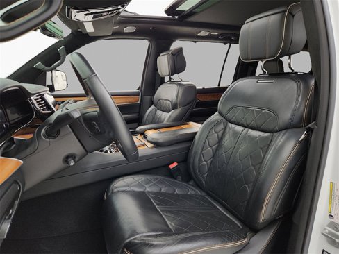 Used 2022 Jeep Grand Wagoneer Series III image 9