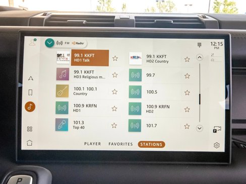 New 2025 Land Rover Defender 110 S image 19