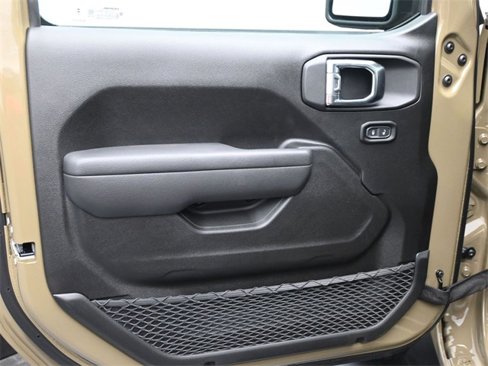 New 2025 Jeep Gladiator Sport image 21