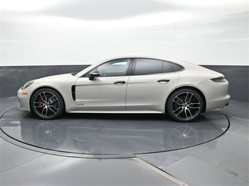 Certified 2021 Porsche Panamera GTS image 2