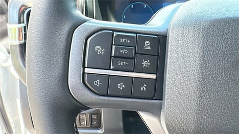 New 2025 Ford F350 Lariat w/ Lariat Ultimate Package image 23