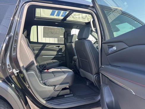 New 2026 Chevrolet Traverse Z71 w/ Driver Confidence Package image 20