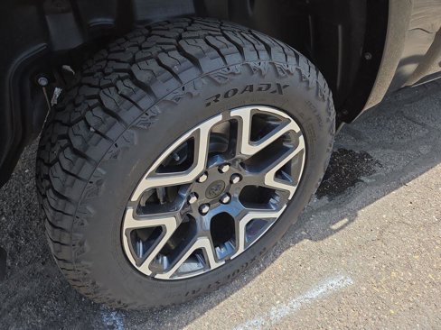 Used 2025 RAM 1500 Laramie image 15