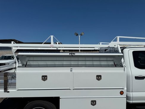 New 2026 Ford F550 4x4 Crew Cab Super Duty image 10