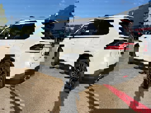 New 2026 Toyota Grand Highlander AWD Hybrid image 7