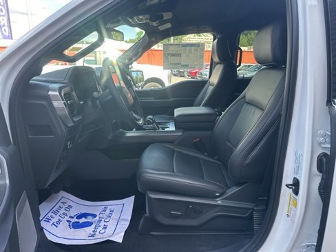 New 2025 Ford F150 Lariat w/ Equipment Group 501A Mid image 16