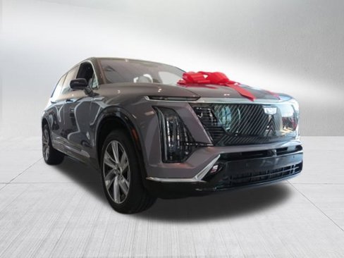 New 2026 Cadillac Vistiq Luxury w/ LPO, Floor Liner Package image 9