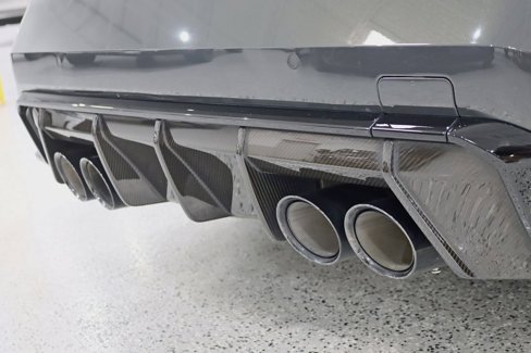 Used 2023 BMW M4 xDrive Competition w/ M Carbon Exterior Package image 17