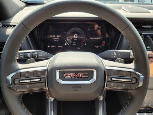 New 2026 GMC Terrain AT4 w/ Convenience Package III image 10