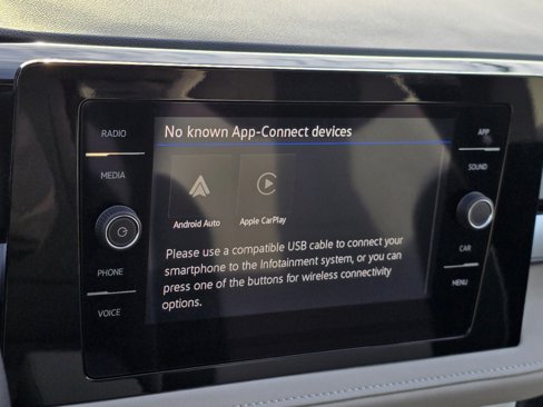 New 2025 Volkswagen Taos SE image 19