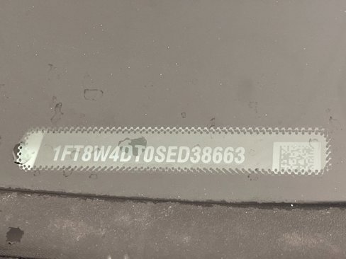 Used 2025 Ford F450 Lariat w/ FX4 Off-Road Package image 31