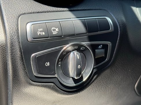 Used 2019 Mercedes-Benz GLC 300 4MATIC Coupe w/ Multimedia Package image 20