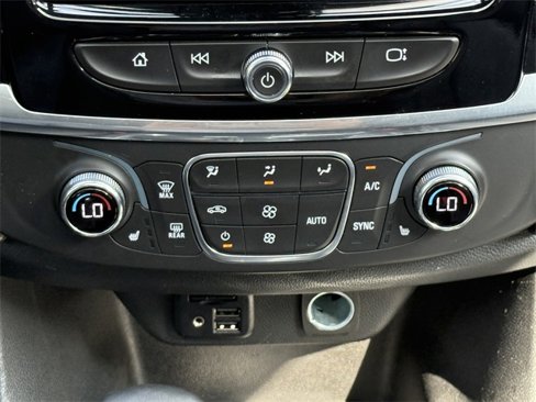 Used 2023 Chevrolet Traverse RS w/ LPO, Floor Liner Package image 29
