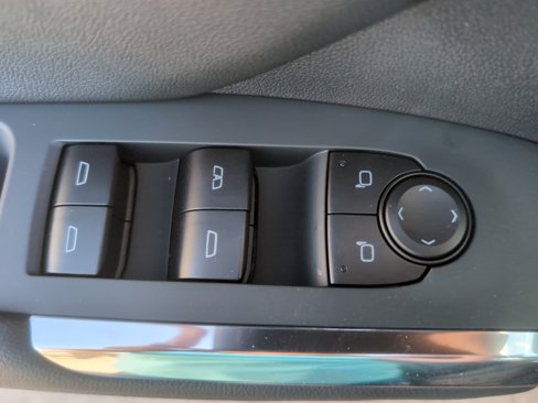 New 2026 Chevrolet Traverse LT w/ Driver Confidence Package image 25
