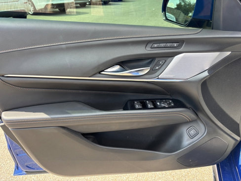 Used 2023 Cadillac CT4 V w/ Navigation Package image 8
