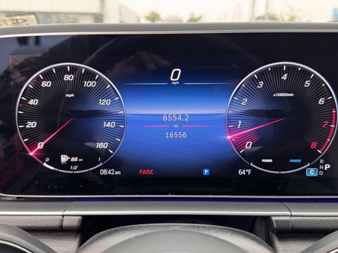 Used 2024 Mercedes-Benz GLE 350 4MATIC image 17
