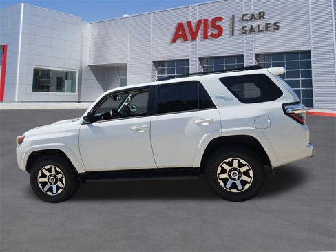 Used 2024 Toyota 4Runner TRD Off-Road image 10