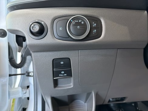 Used 2025 Ford E-Transit Low Roof w/ Load Area Protection Package image 21