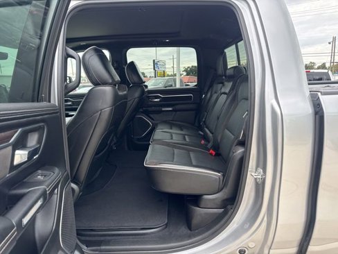 Used 2025 RAM 1500 Laramie w/ Laramie Southwest Edition image 19