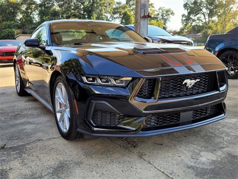 Used 2024 Ford Mustang GT Premium image 29