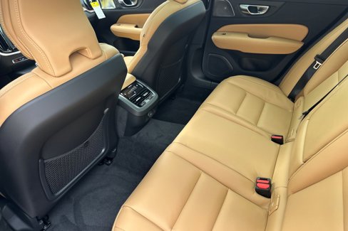 New 2026 Volvo V60 B5 Cross Country Ultra w/ Climate Package image 10