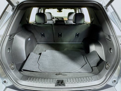 Used 2025 Chevrolet Equinox ACTIV w/ Safety and Technology Package image 26
