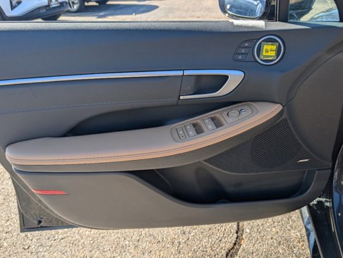 New 2025 Hyundai Sonata Limited image 8
