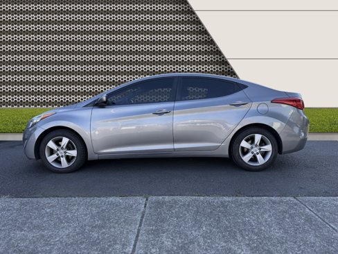 Used 2012 Hyundai Elantra GLS w/ Preferred Pkg 3 image 9