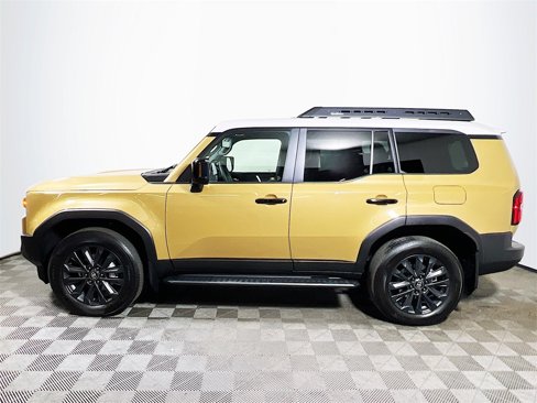 Certified 2025 Toyota Land Cruiser image 5