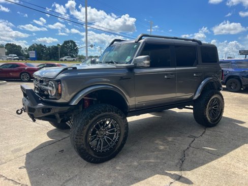 Used 2023 Ford Bronco Outer Banks image 11