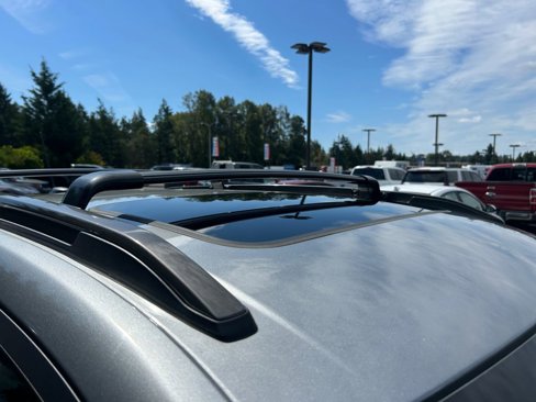 Used 2024 Chevrolet Trax ACTIV w/ Sunroof Package image 28