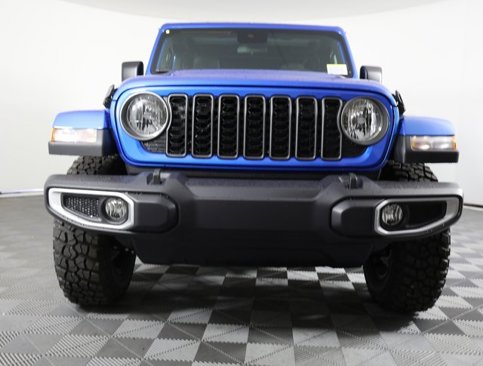 New 2025 Jeep Gladiator Sport image 2