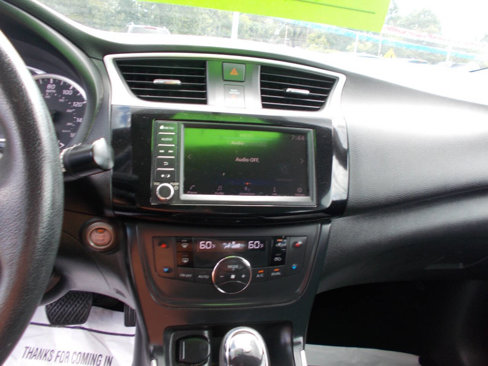 Used 2019 Nissan Sentra SV w/ Special Edition Package image 14