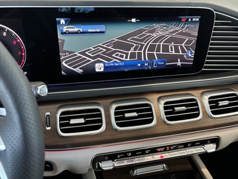 New 2026 Mercedes-Benz GLS 450 4MATIC image 16