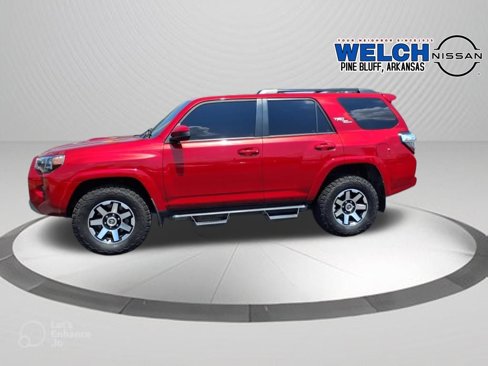 Used 2022 Toyota 4Runner TRD Off-Road image 3