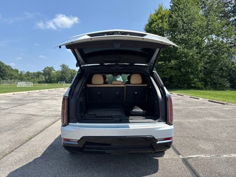 Used 2025 Cadillac Escalade IQ Sport 2 image 12